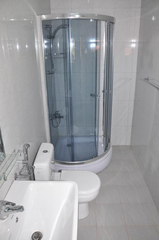 Sugandi Inn Kochchikade Экстерьер фото